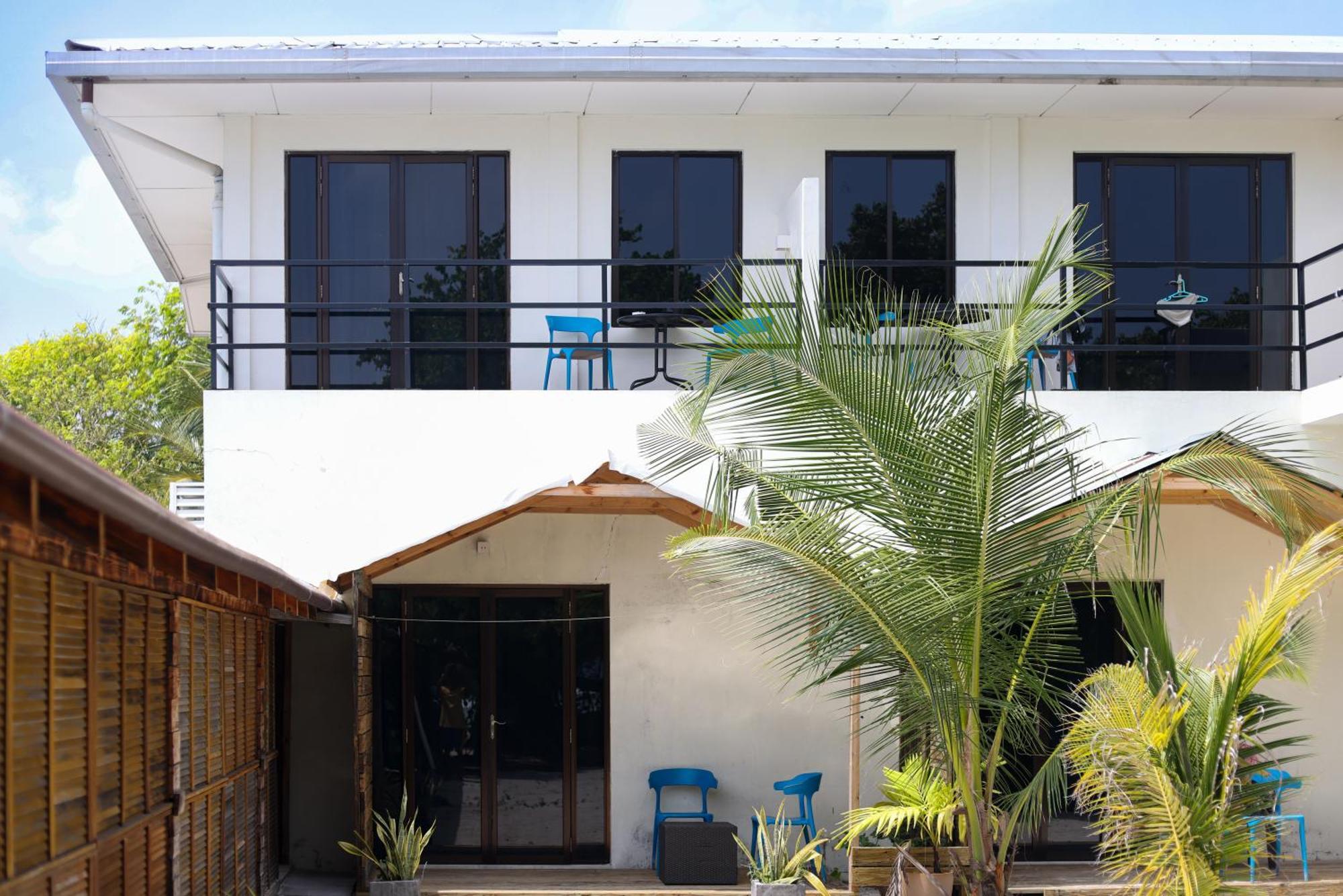 Tranquila Beach Hotel Rasdhoo Exterior photo